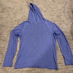 Lululemon men’s hooded t-shirt, size large, blue, like new